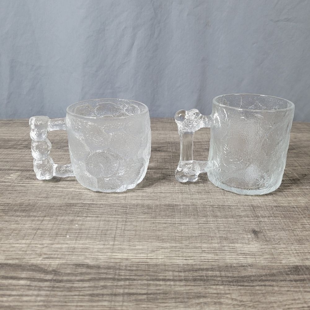 McDonald's The Flintstones Clear Frosted Glass‎ Mug Set